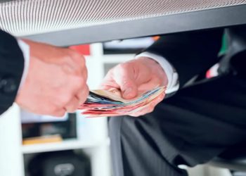 Neoliberalismo y corrupción: influencia del poder económico en lo público*