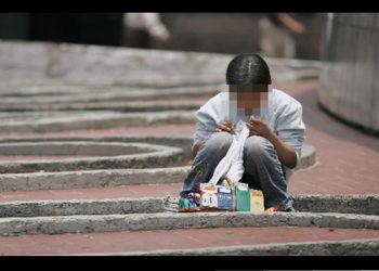 Rescatan a 7 niños tzotziles explotados laboralmente en Sonora; sus madres piden que se los regresen