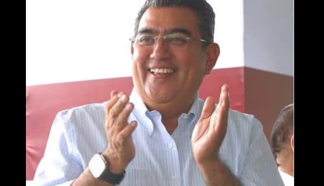 Claudia Sheinbaum nombra a Sergio Salomón como director del Instituto Nacional de Migración de México