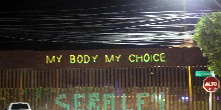 Grupos feministas impulsan la legalización del aborto en Sonora