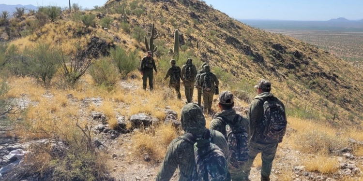 Detienen a guía de migrantes en la frontera entre Sonora y Arizona