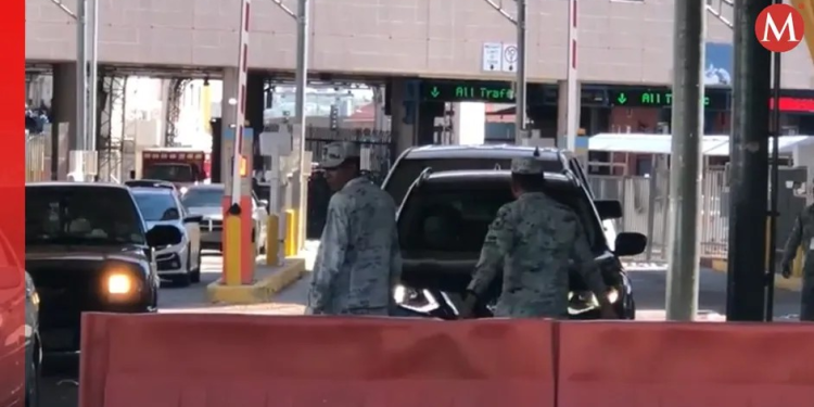 Detienen en la aduana de Nogales a 3 personas con más de 640 mil pesos sin declarar