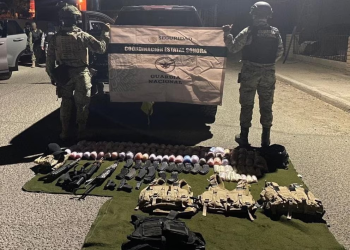 Caen cinco sujetos en Sonora junto con vehículos, arsenal y miles de dosis de cocaína y cristal