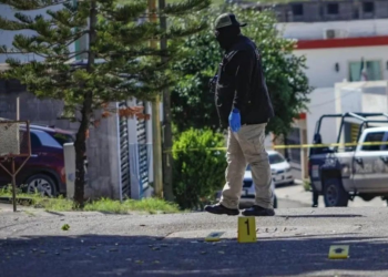 Conflicto entre cárteles desata el miedo y violencia en Sinaloa y Sonora