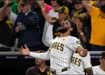 Los Padres están a un juego de echar a los Dodgers