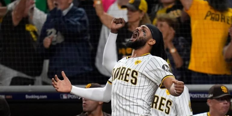 Los Padres están a un juego de echar a los Dodgers