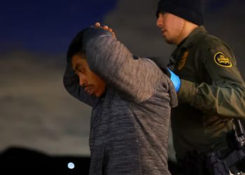 La primera batalla: Sheinbaum se lanza contra la política migratoria de Trump