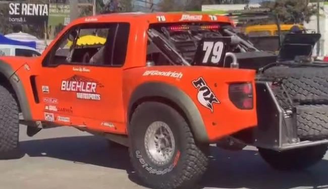 Accidente en la revisión de la Baja Mil, cuatro atropellados