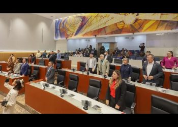 Desecha Congreso iniciativas de ley presentadas por la anterior legislatura al caducar el tiempo para su análisis y dictaminación