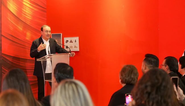 Gobernador Durazo deslumbra con más de 750 artistas de lujo en 40 aniversario de FAOT