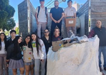 COBACH apoya reciclaje y a niños con cáncer y Lupus
