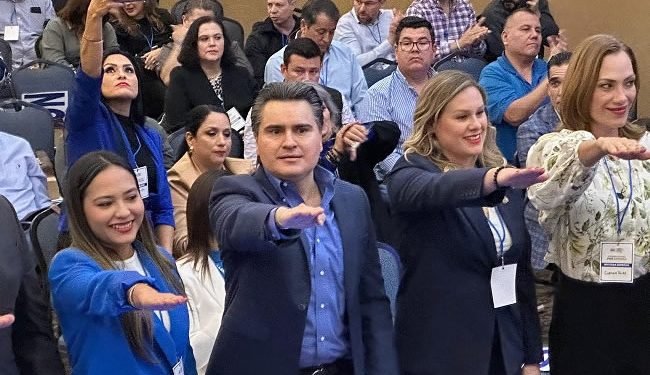 Consejeros del PAN reeligen a Gildardo Real Ramírez en la dirigente del partido para el periodo 2025-2027