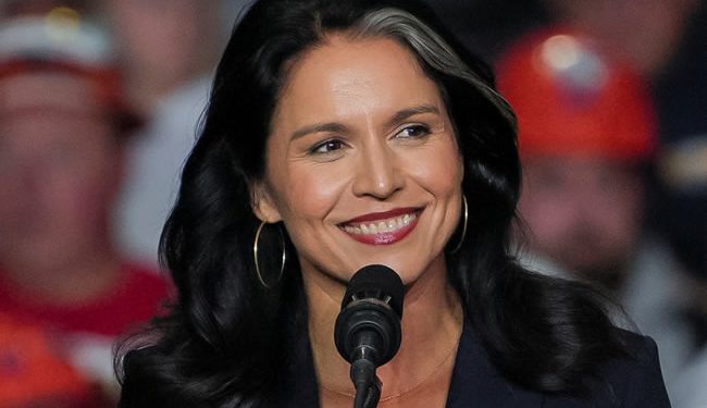 Trump elige a la excongresista demócrata Gabbard como directora de Inteligencia Nacional