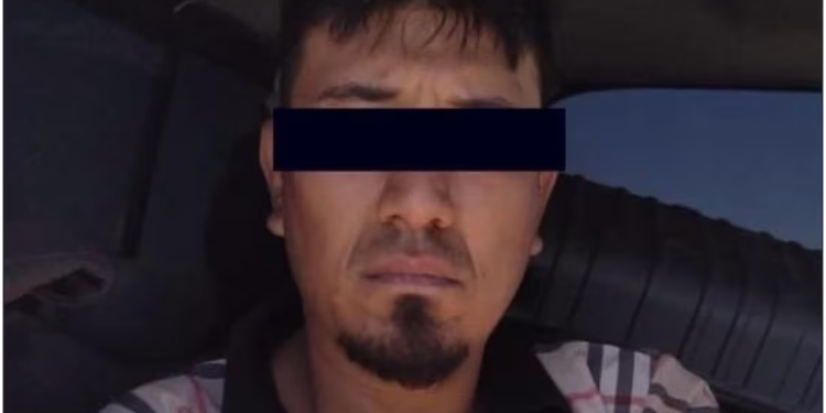 Detienen a “El Jalisco” en Altar, Sonora; aseguran armamento, cartuchos y vehículos