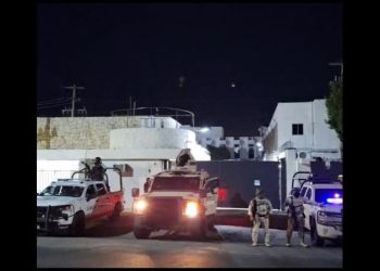 Hay movilización de corporaciones policiacas en el CERESO de Hermosillo