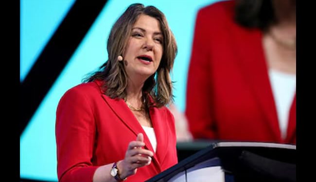 Primera ministra de Alberta a favor de expulsar a México del T-MEC: “es la puerta trasera de productos chinos”