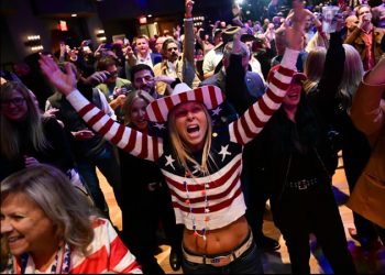 Los republicanos logran el control del Senado y aspiran a retener la Cámara baja