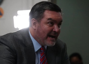 Morena y aliados se enredan con la administración del litio; “son sicarios legislativos”, dice Döring