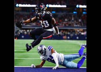 Texans propinan quinta derrota en fila a Cowboys