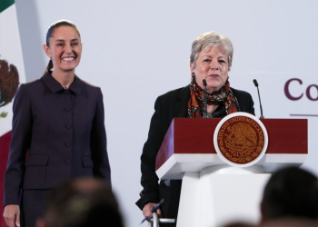 A espaldas de las víctimas del derrame tóxico, SEMARNAT acuerda con la empresa proceso de reparación en Río Sonora