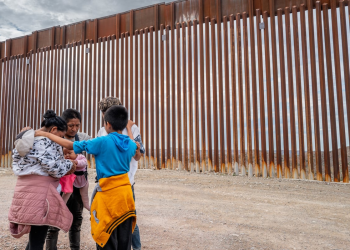 Los abogados reciben una avalancha de migrantes preocupados por las promesas de Trump