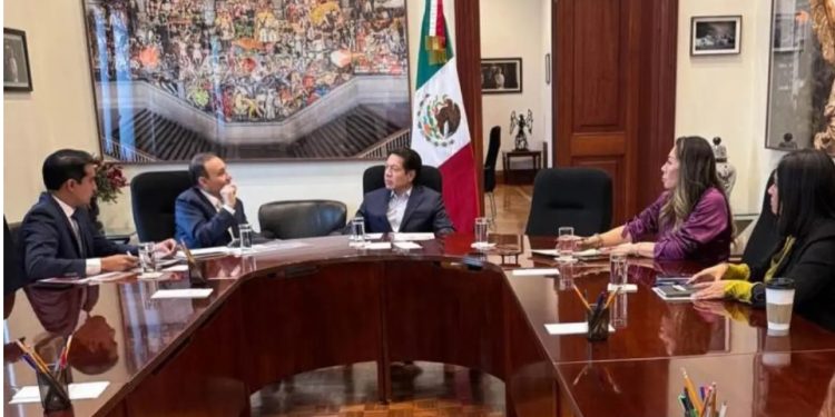 Alfonso Durazo y SEP fortalecen becas y programas educativos para Sonora