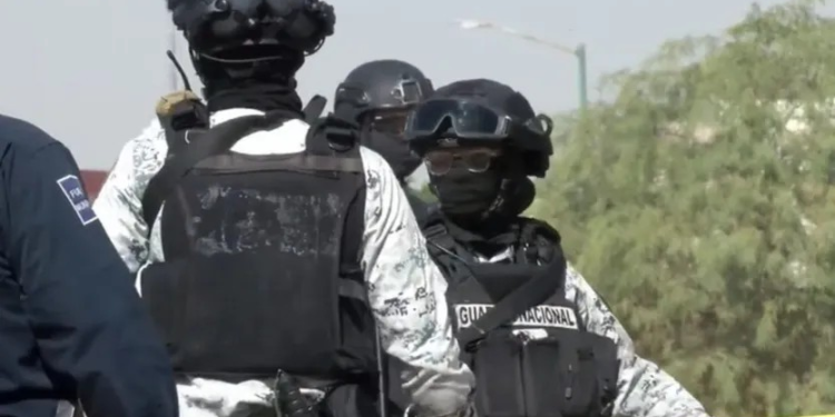 Tres Hombres Detenidos y Droga Asegurada Tras Cateo en Cajeme