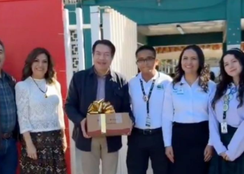 Mario Delgado recorre Centro de Bachillerato Tecnológico Agropecuario en Cajeme