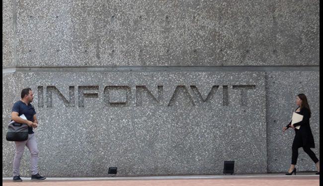 Senado avala reforma que cede a Infonavit la función de construir viviendas