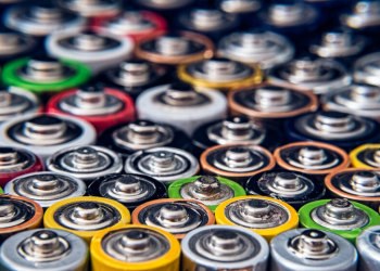 El potasio comienza a desafiar al litio como sistema de almacenamiento: la eficiencia y el coste marcan la diferencia