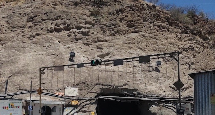 Canadienses se llevan riqueza de México por casi nada. Y todavía regatean impuestos