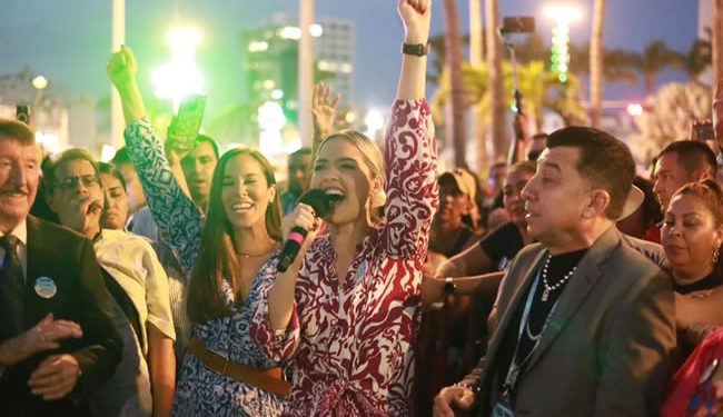 Mazatlán logra el Record Guinness de la Banda de Música Folclórica Más Grande del Mundo