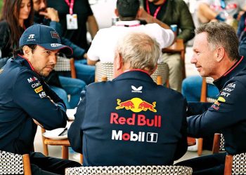 Cuestionan continuidad de Checo Pérez: Vive en el ojo del huracán