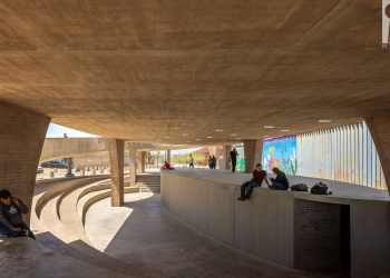 Así es la curiosa Biblioteca y Parque Público en la frontera entre Sonora y Arizona