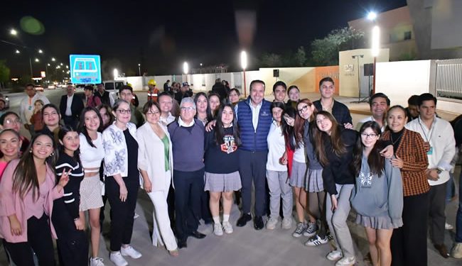 Beneficia Toño Astiazarán a familias del sur poniente y estudiantes de Cobach Villa Bonita con “Camina Segura”