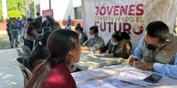 Se registran más de mil 400 ‘ninis’ en programa ‘Jóvenes Construyendo el Futuro’