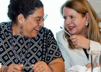 Ministras en no-campaña: Esquivel se reúne con funcionarios de Sonora, Ortiz llama al voto en Puebla y Batres toma protesta de abogados en Aguascalientes