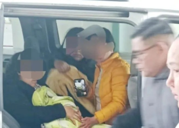 Mujer Da a Luz Abordo de Un Carro con Ayuda de Oficial en Hermosillo