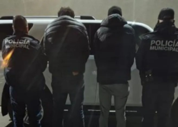 Dos Menores de Edad Detenidos en Cajeme al Circular en Vehículo con Reporte de Robo