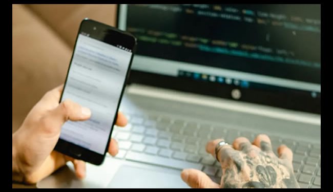 Profesiones tradicionales deben adoptar la IA para mantenerse competitivos