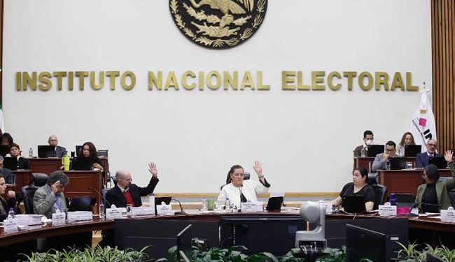 Aprueba INE diseño e impresión de boletas para elección judicial