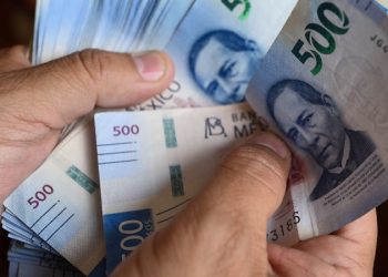 SAT logra recaudación récord: 4.9 billones de pesos en 2024