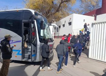 Ofrecerán opciones educativas y de empleo en Sonora a migrantes mexicanos deportados de EUA