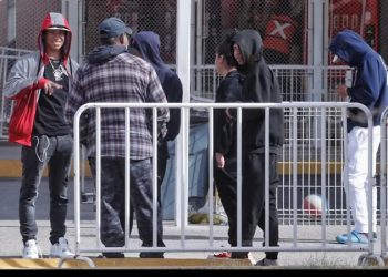 Instruye Sheinbaum recibir a migrantes en centros en la frontera norte