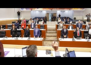 Aprueban convocatoria para elección de los comités de Evaluación de cada Poder para el proceso de elección de Jueces y Magistrados