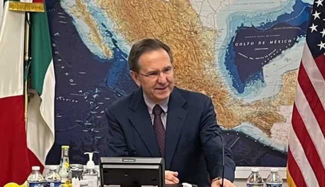 Esteban Moctezuma seguirá al frente de la embajada de México en EE UU