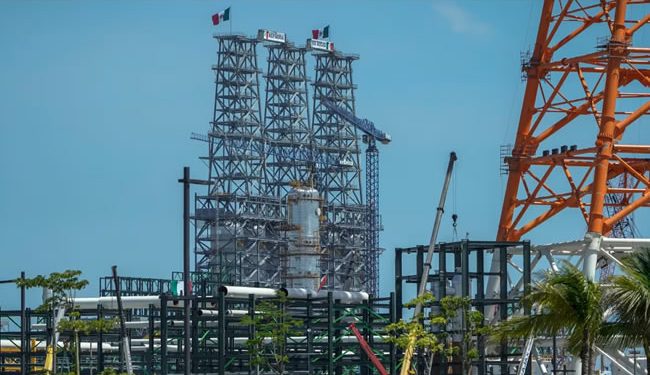 Refinería de Dos Bocas fracasa y en el panorama aparecen las amenazas de Donald Trump sobre el petróleo