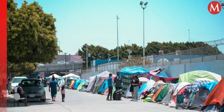 En Nogales, instalan un albergue para recibir a mil deportados