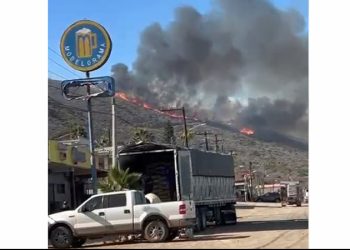 Alarman a la población incendios forestales activos en Ensenada Baja California