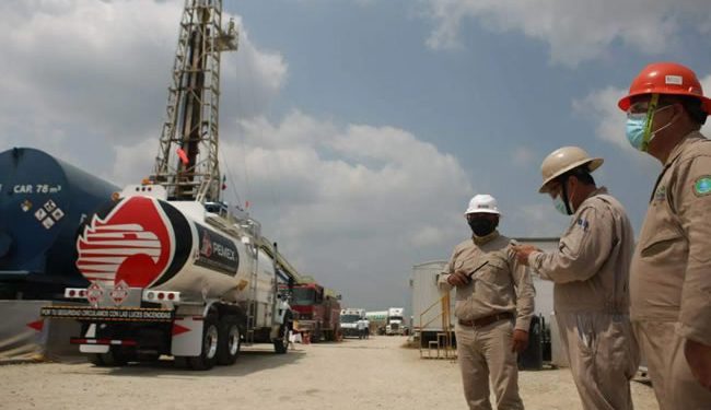 Se dispara gasto en pensiones de Pemex y CFE 